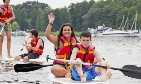 Cum își petrec elevii germani vacanța de vară: activități și vocabular esențial