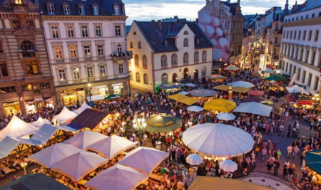 Sărbătorile germane din luna iulie: o călătorie prin tradiție și cultură